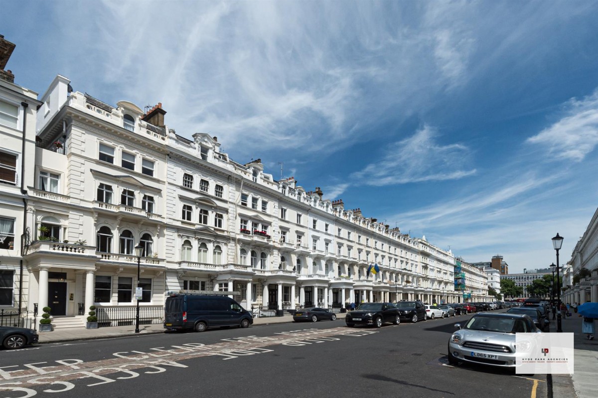 Queen's Gate Terrace, London